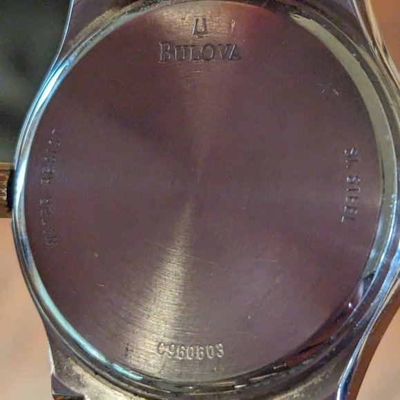 Bulova C960603 Day&Date 36mm - mixed metal - Picture 4 of 4